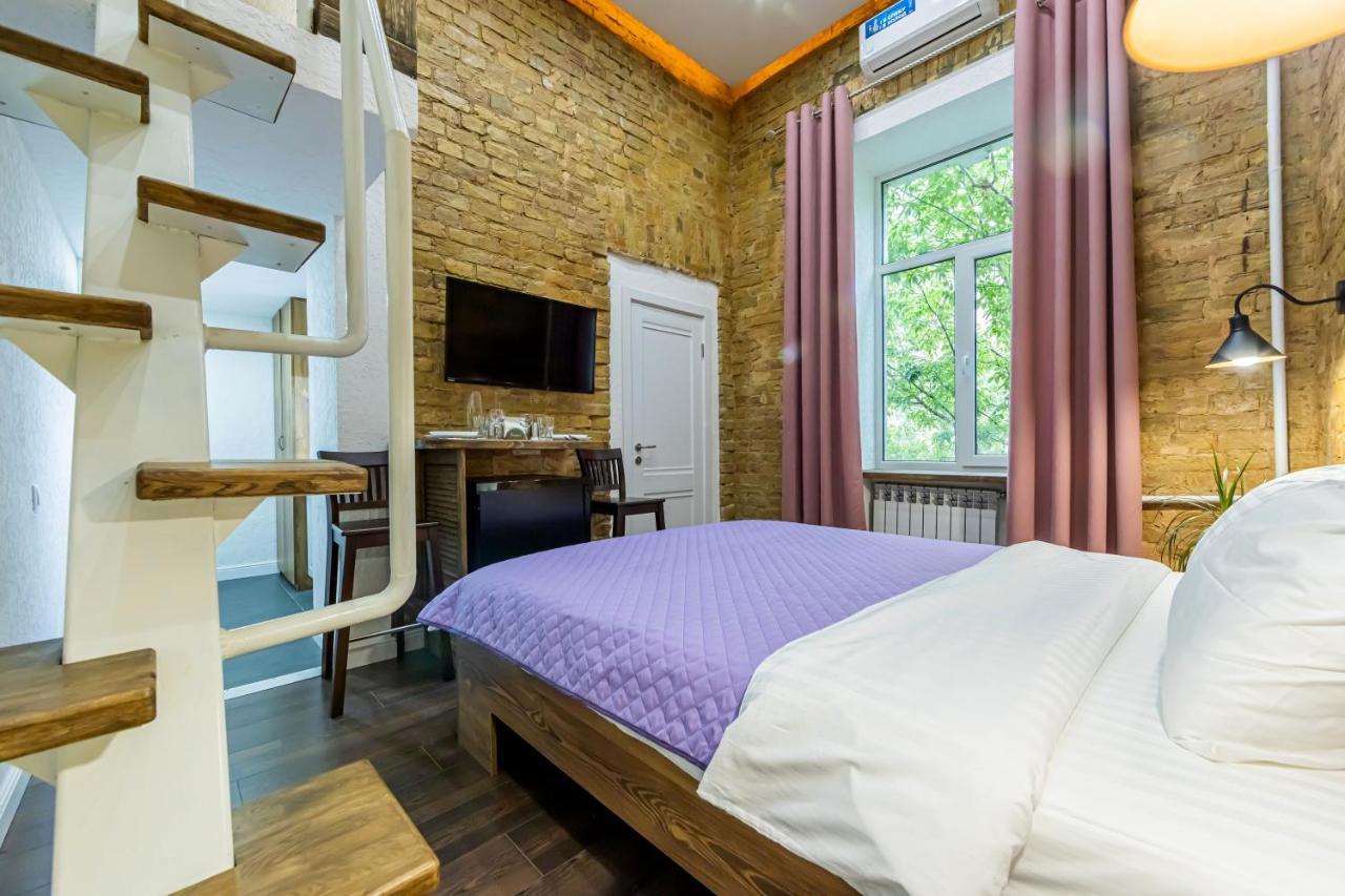 Kyiv Brown Loft Apartment ภายนอก รูปภาพ