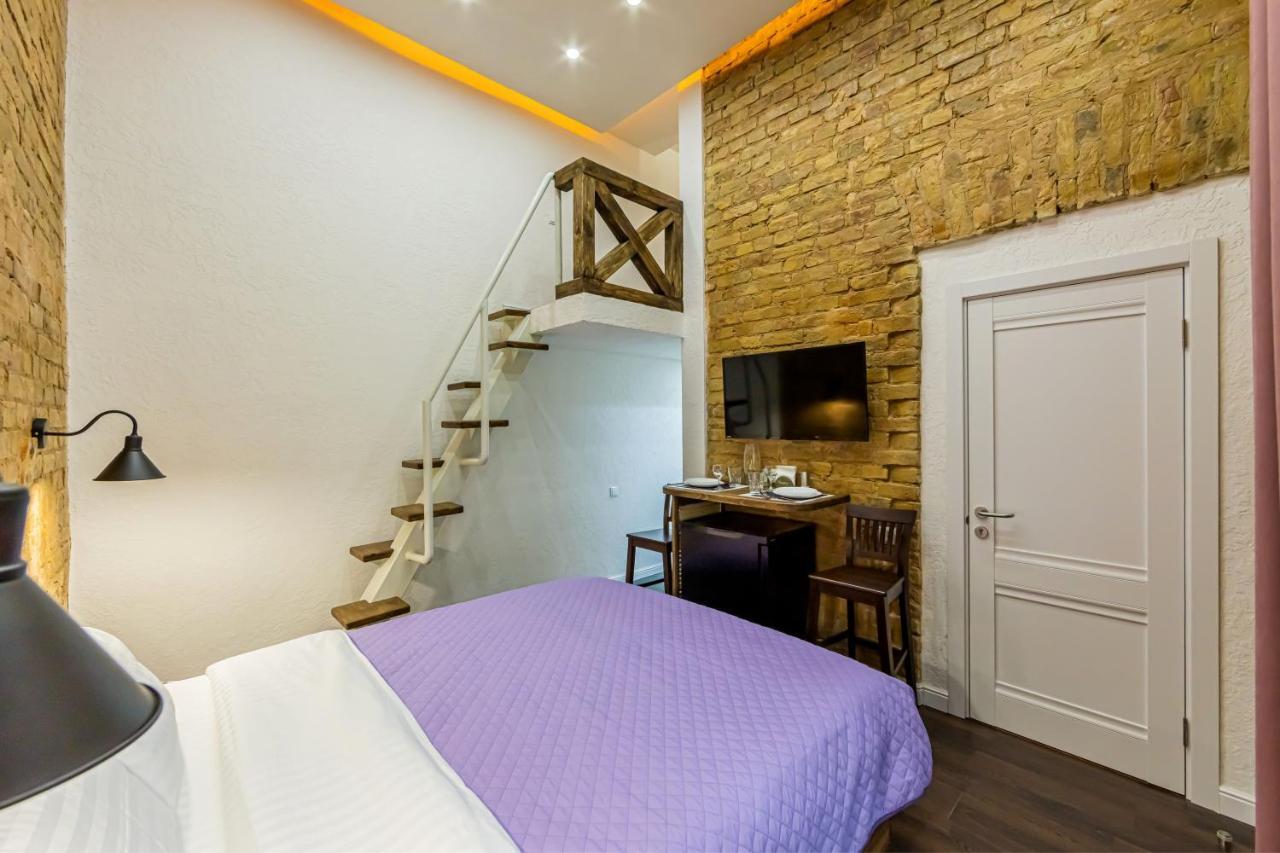 Kyiv Brown Loft Apartment ภายนอก รูปภาพ