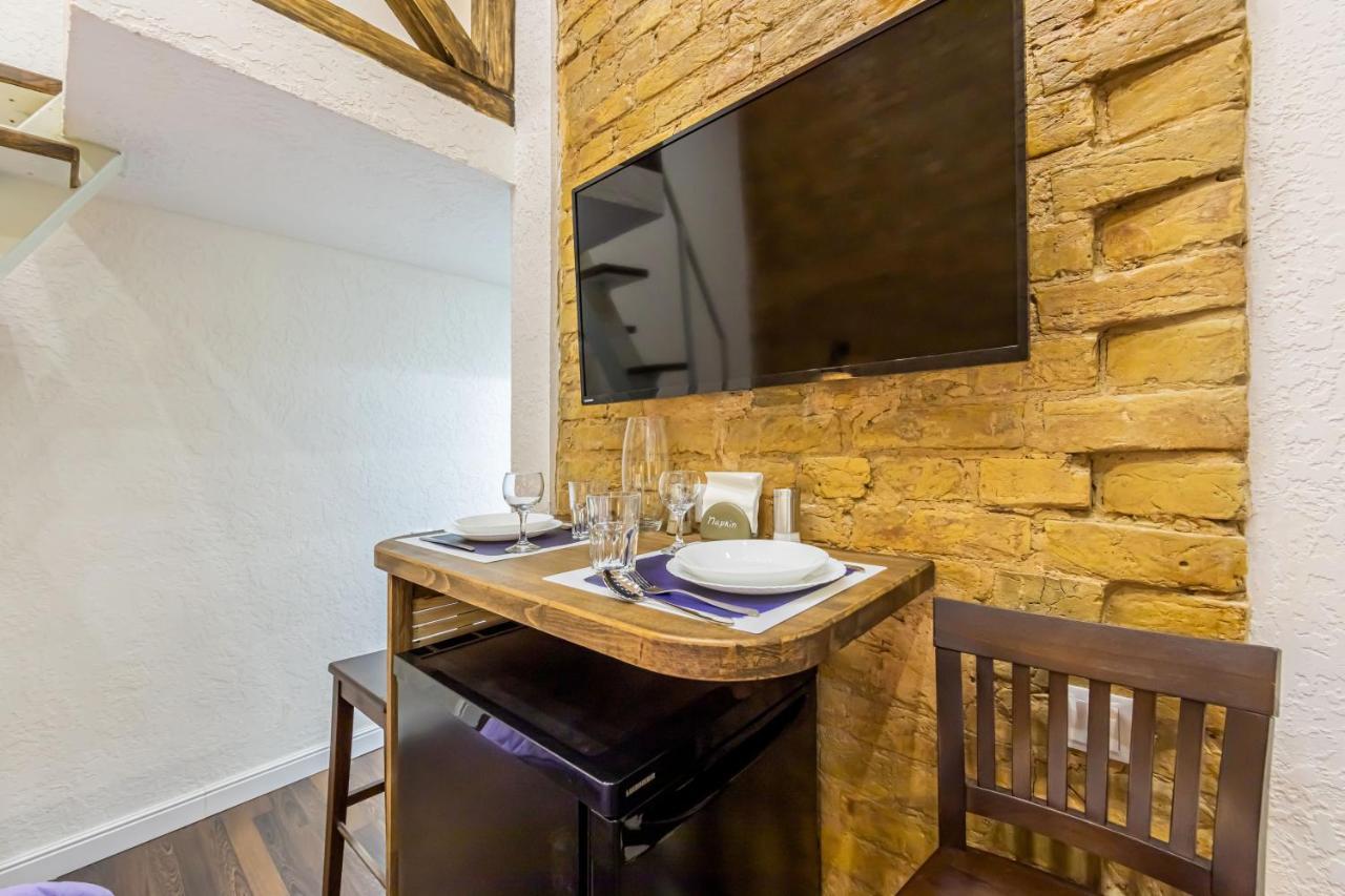 Kyiv Brown Loft Apartment ภายนอก รูปภาพ